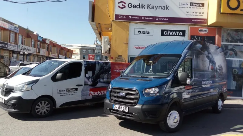 Tersane ve Deniz Ortamında Malzeme Seçimi: Paslanmaz mı, Galvaniz mi?